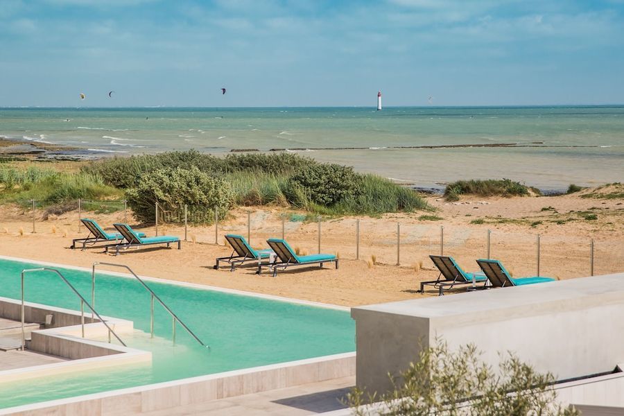Atalante Relais Thalasso Sainte Marie de Re em promoção com Traventia