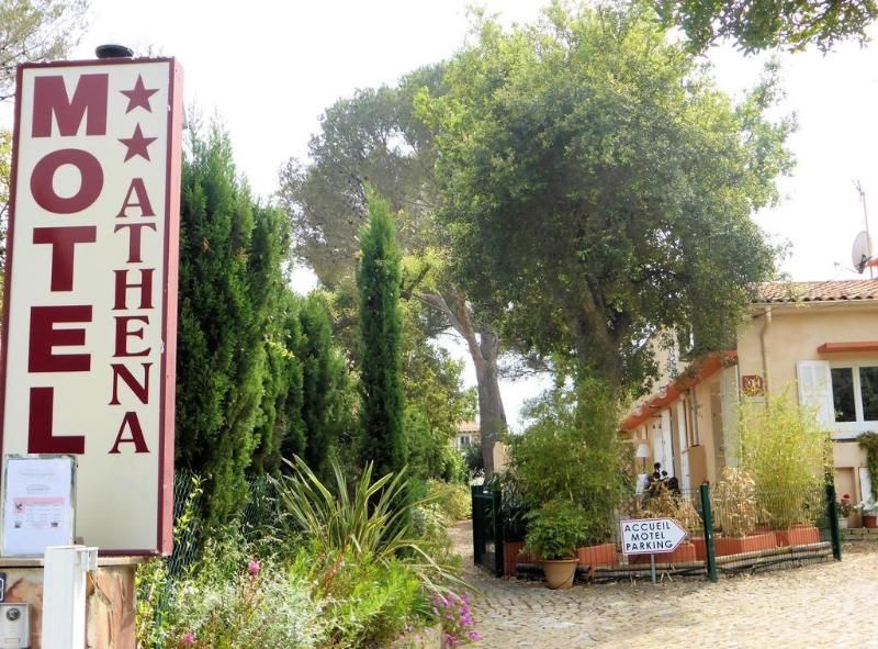 Athena Motel 3 estrelas em Saint-Aygulf