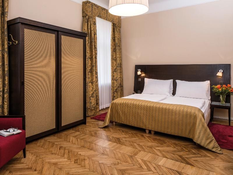 Austria Trend Hotel Astoria 1