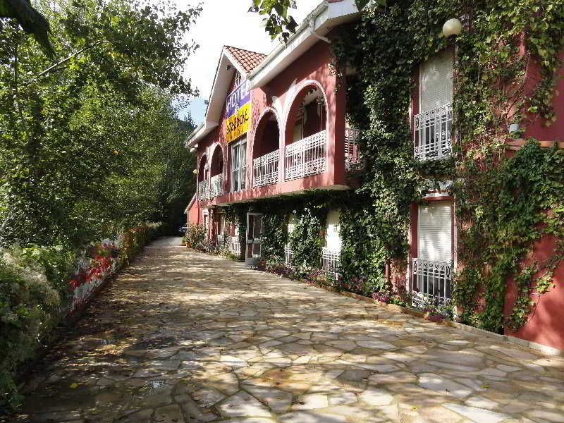 Azabache Cardes 2 Azabache Cardes 2