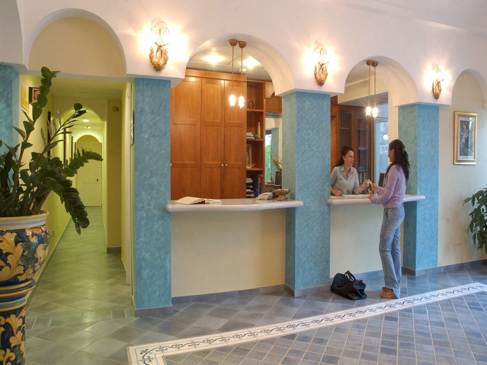 Baia Hotel 3 Baia Hotel 3