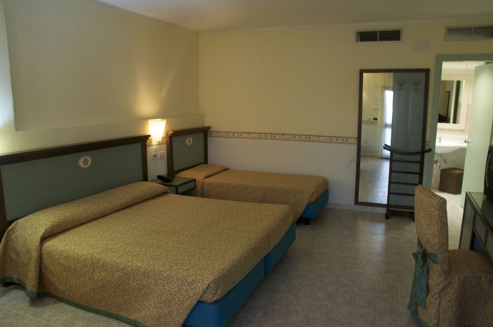 Hotel Club - Baia Dei Gigli 3