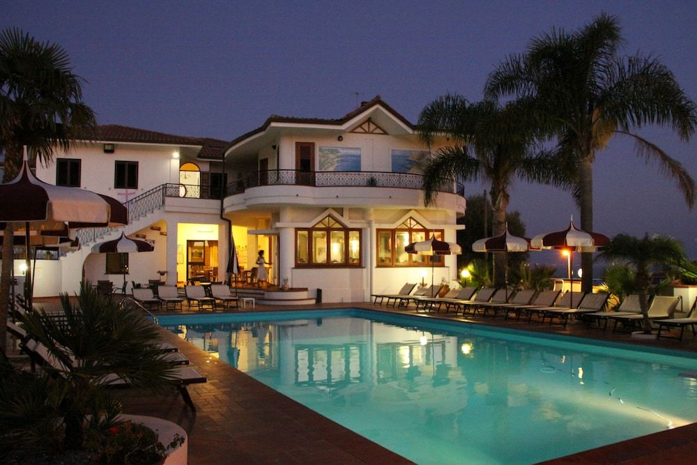 Hotel Baia del Capo 3 estrelas em Capo Vaticano