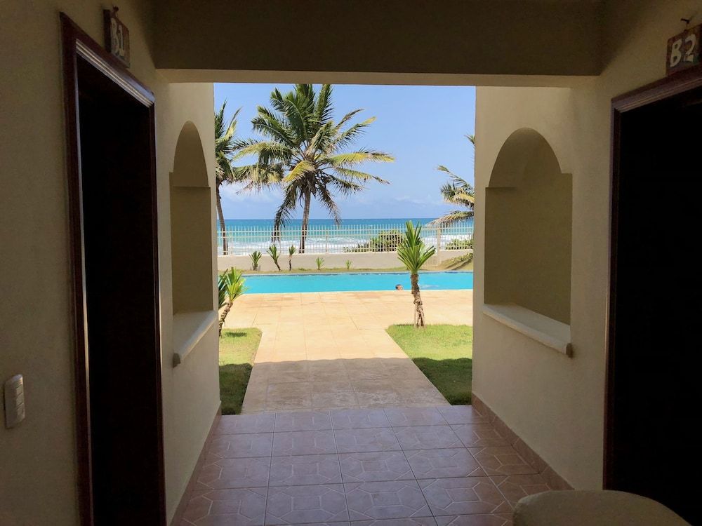 Barefoot Beach Pad 3 Barefoot Beach Pad 3