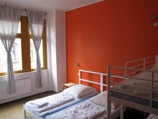 Baxpax Downtown Hostel Hotel 3 Baxpax Downtown Hostel Hotel 3