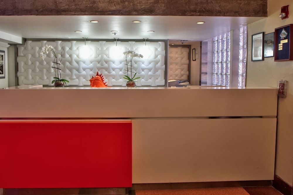 Beacon Hotel South Beach 3