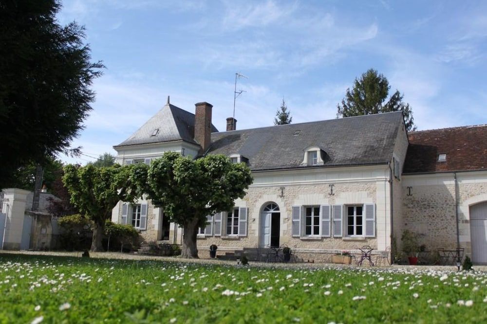 Bella Simonetta 3 estrelas em Francueil