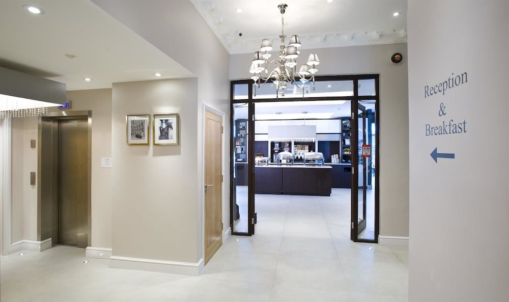 Best Western Chiswick Palace & Suites 1