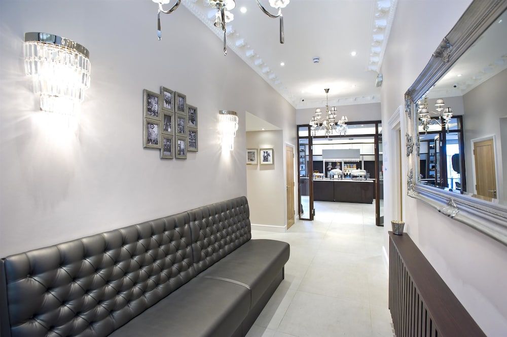 Best Western Chiswick Palace & Suites 2