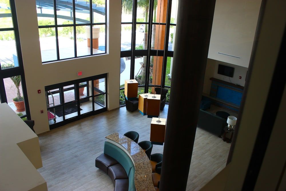 Best Western Plus Miami Executive Airport Hotel & Suites 2 Best Western Plus Miami Executive Airport Hotel & Suites 2