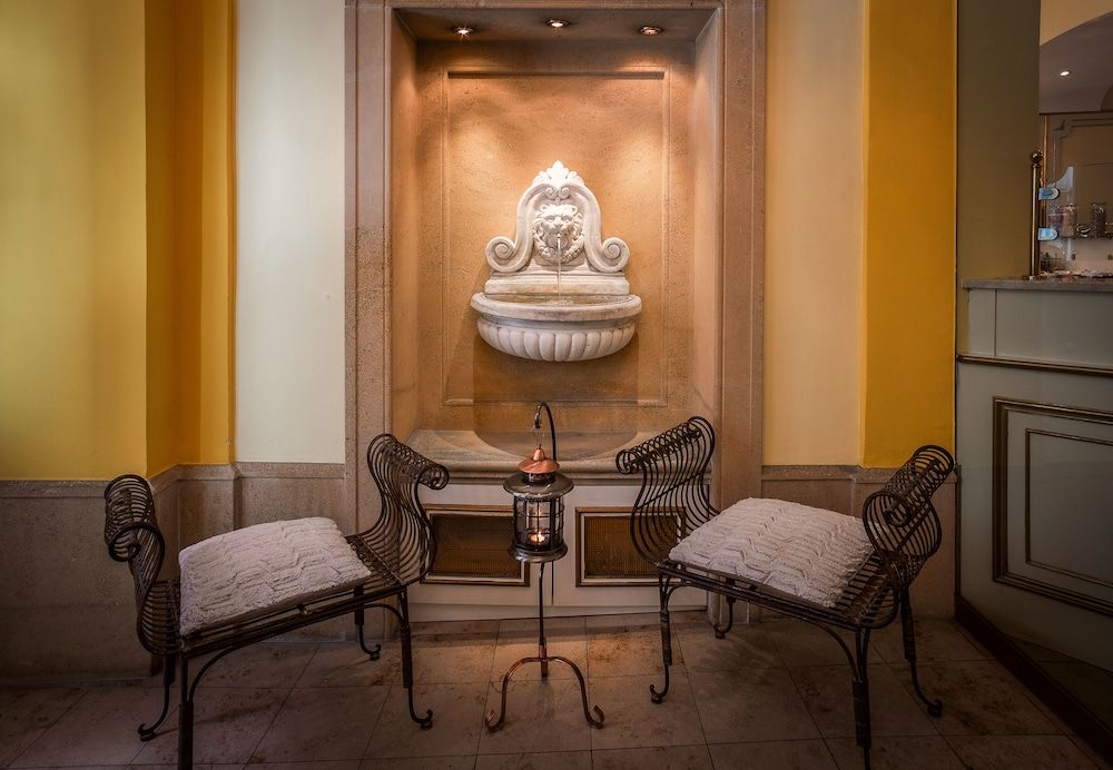 Schlosshotel Römischer Kaiser 2