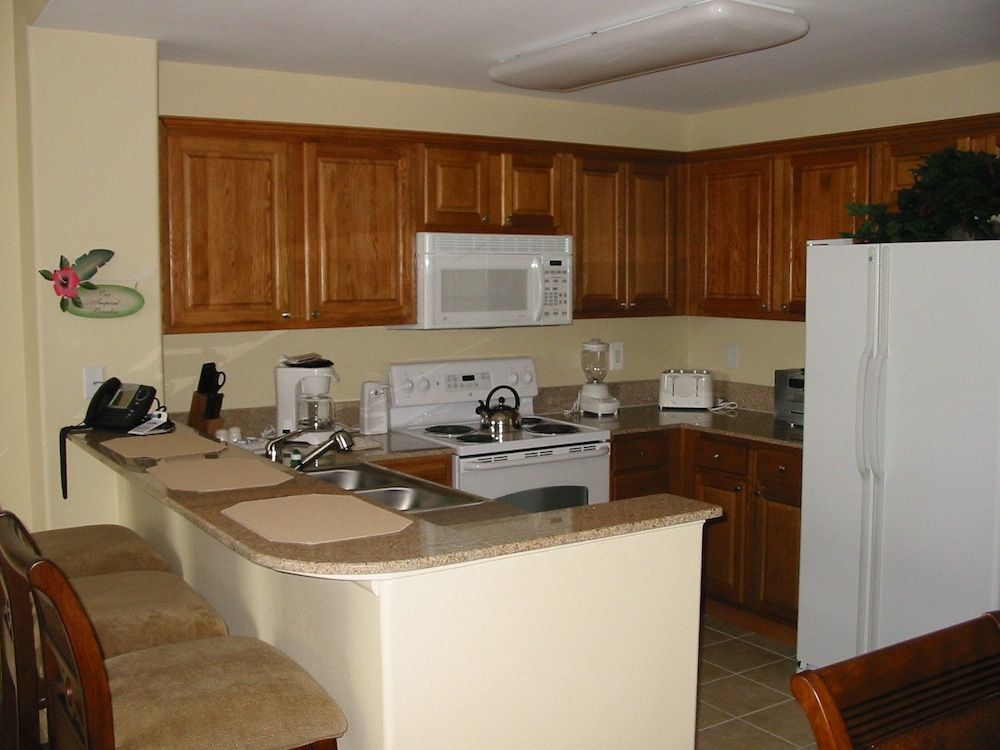 Blue Heron Vacation Condos by Lexington 3