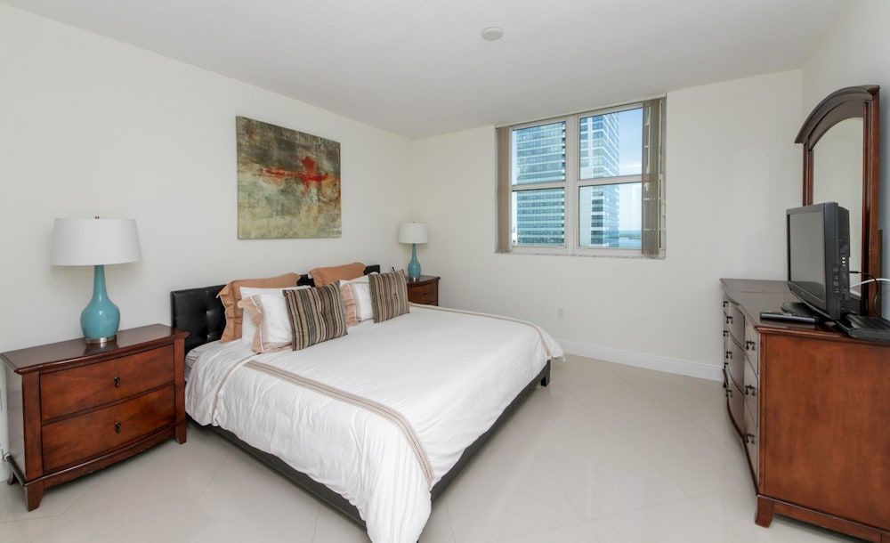 Bluebird Suites in Brickell 3