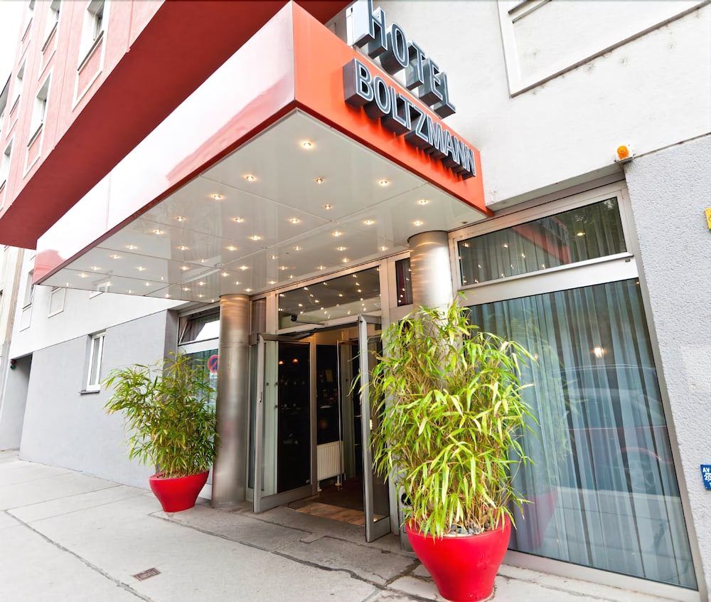 Boltzmann 1 Boltzmann 1