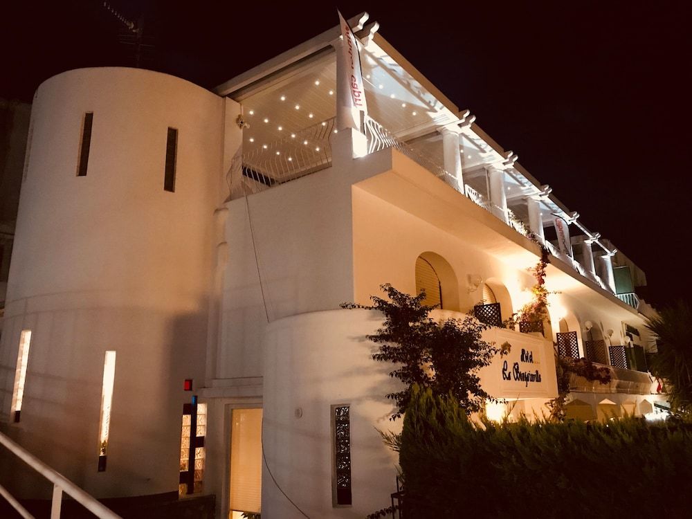 Hotel Bougainville 4 estrelas em Capri