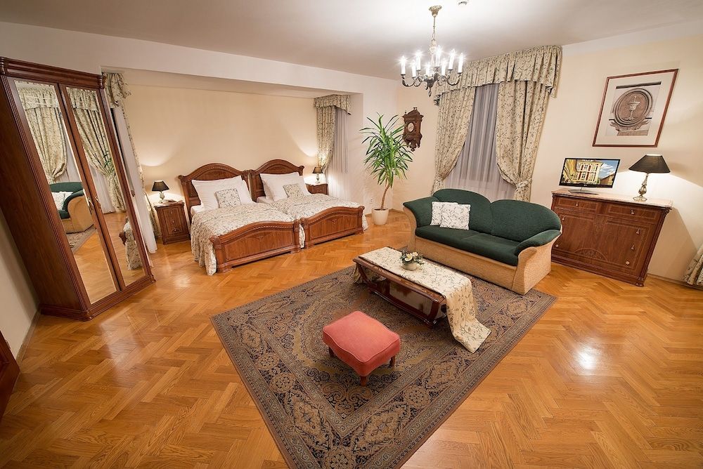 Boutique Hotel Constans 3