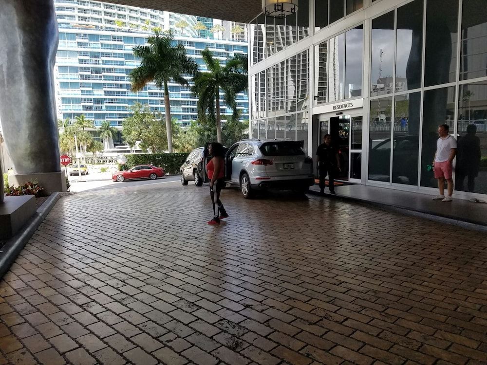 Brickell Exclusive by 1st HomeRent 2 Brickell Exclusive by 1st HomeRent 2