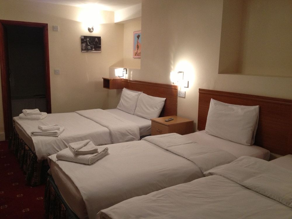 Bridge Park Hotel 3
