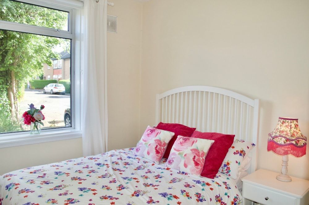 Bright And Spacious Corstorphine Home 3 Bright And Spacious Corstorphine Home 3