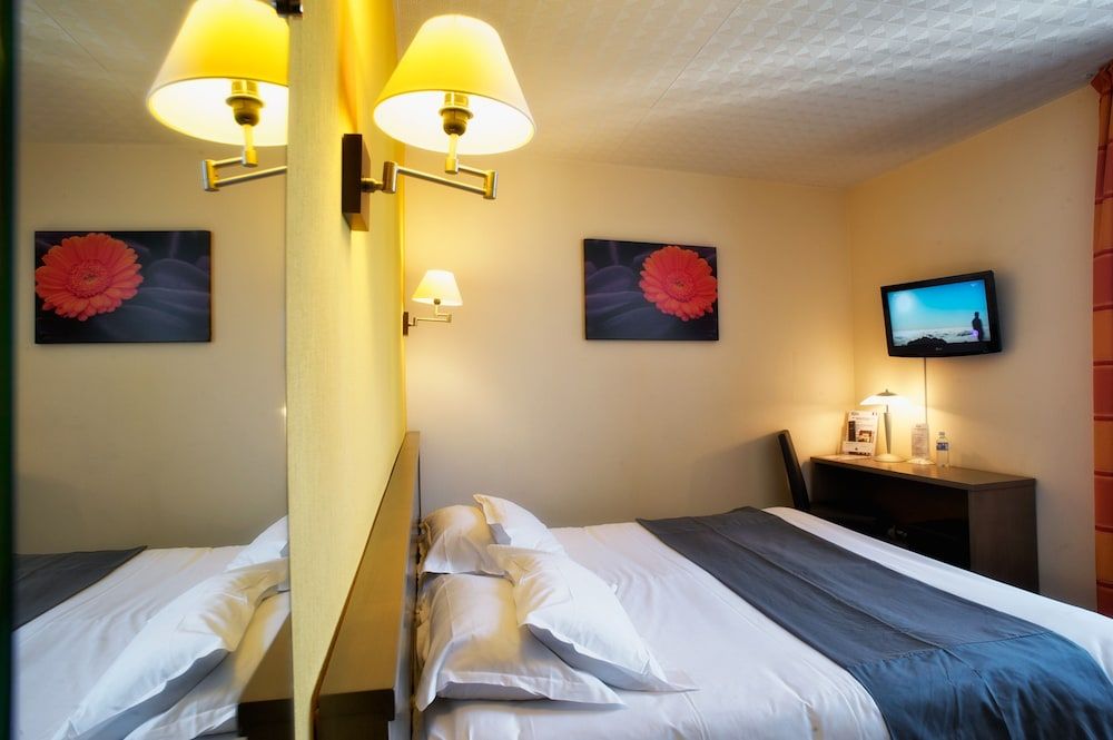 Brit Hotel Le Surcouf 3 Brit Hotel Le Surcouf 3