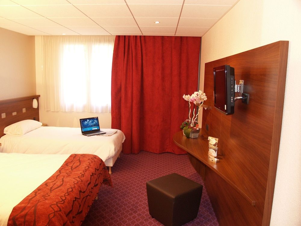 Brit Hotel Nantes Vigneux - L'Atlantel 3