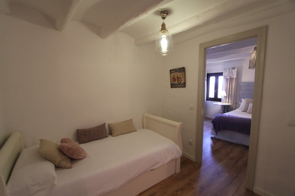 B&B Wine and Cooking Penedès 3 B&B Wine and Cooking Penedès 3