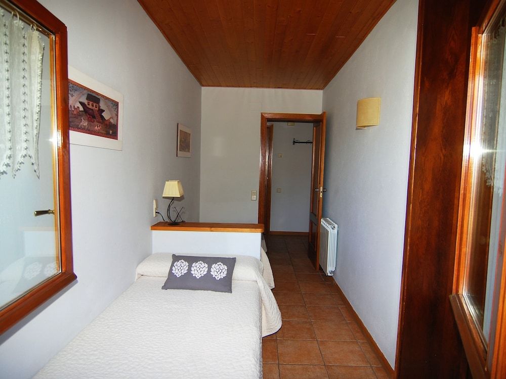 CA DE Badia / Apartamentos 3 CA DE Badia / Apartamentos 3