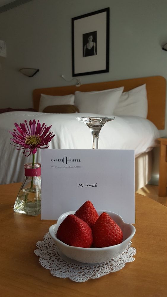 Cadet Hotel 3 Cadet Hotel 3