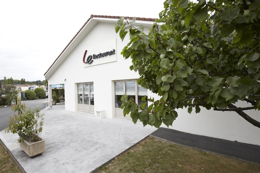 Campanile Bayonne 3 estrelas em Baiona