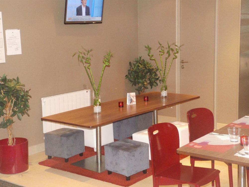 Campanile Compiegne 2