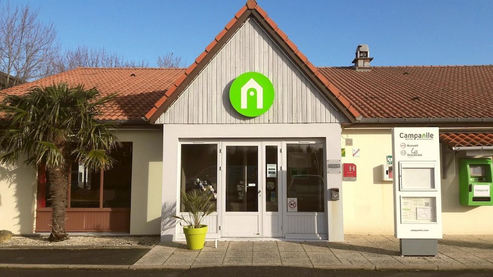 Campanile la Rochelle Nord Puilboreau 3 estrelas em Puilboreau