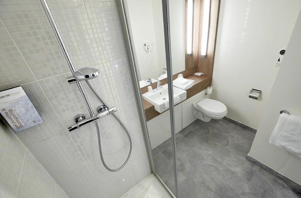 Campanile Voisins-Le-Bretonneux 2