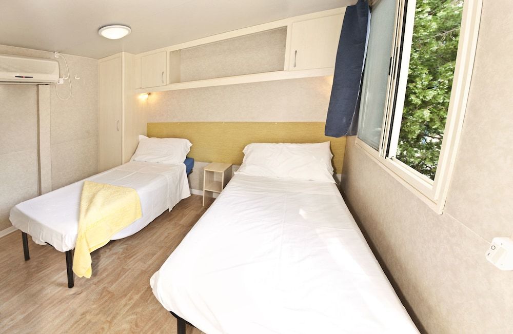 Camping Village Fabulous 3