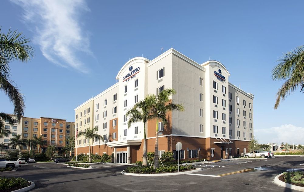 Candlewood Suites Miami Exec Airport - Kendall 1