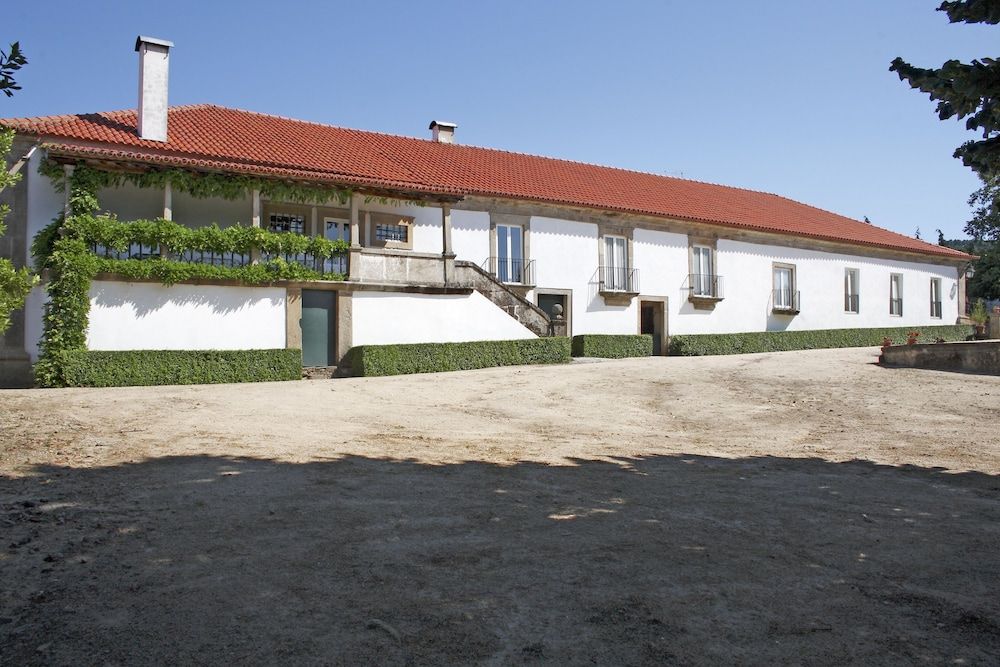 Casa de Vilarinho de S. Romão 1