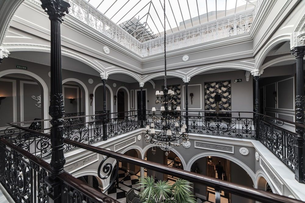 Casa Palacio María Luisa 3