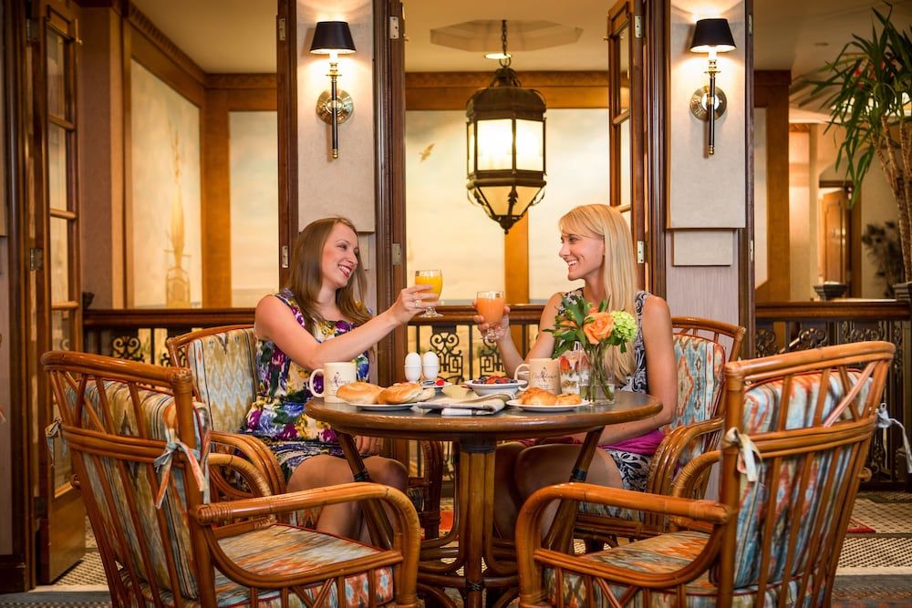 Casablanca Hotel by Library Hotel Collection 1