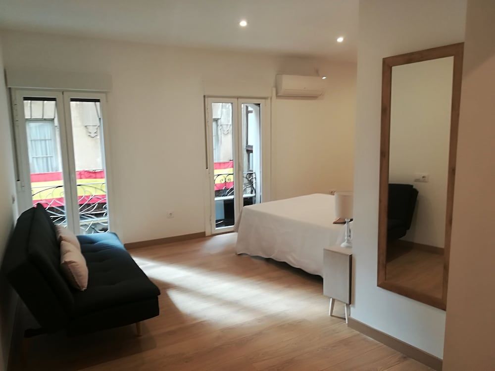 Casón del Comercio 2