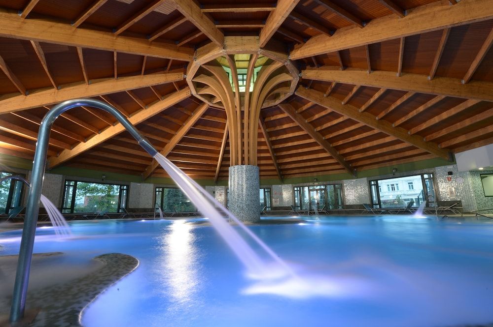 💧✨ESCAPADA TERMAL EN CANTABRIA✨💧 Castilla Termal Balneario de Solares 4⭐ con desayuno y acceso ilimitado al SPA desde 1 noche | Solares, Cantabria 💧✨ESCAPADA TERMAL EN CANTABRIA✨💧 Castilla Termal Balneario de Solares 4⭐ con desayuno y acceso ilimitado al SPA desde 1 noche | Solares, Cantabria