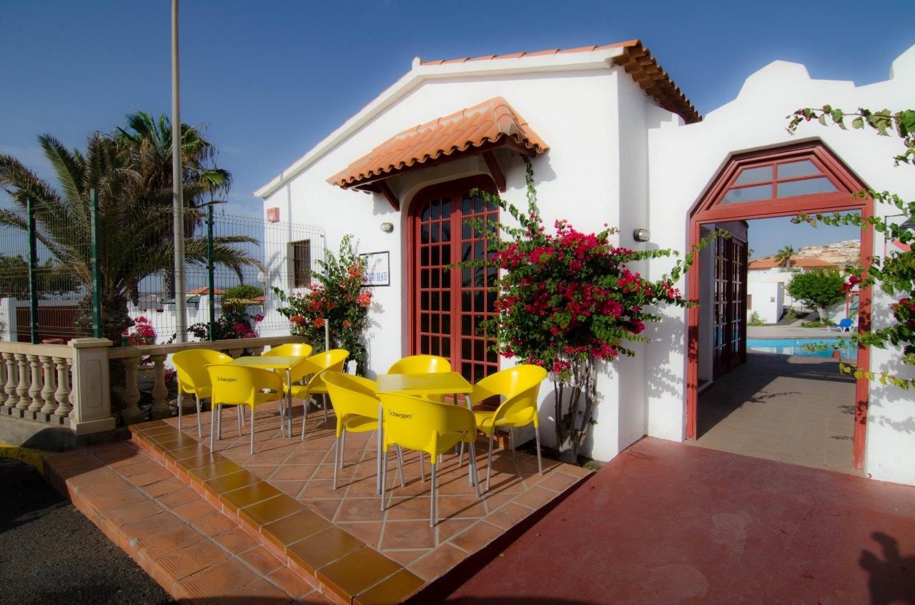 Castillo Beach Bungalows Park 1