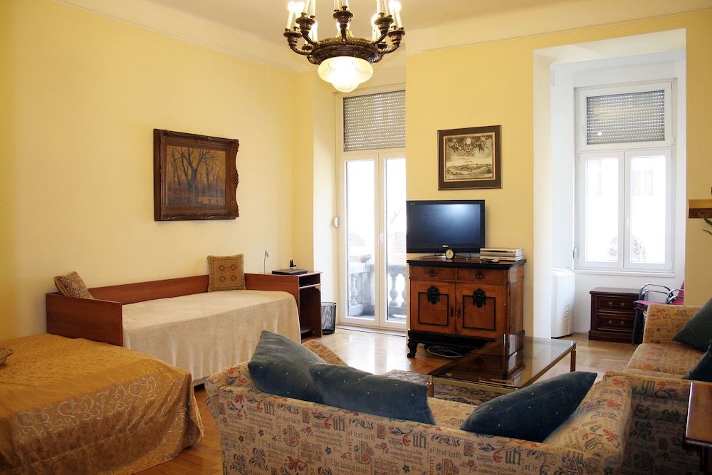 Central Holiday Apartments 1 Central Holiday Apartments 1