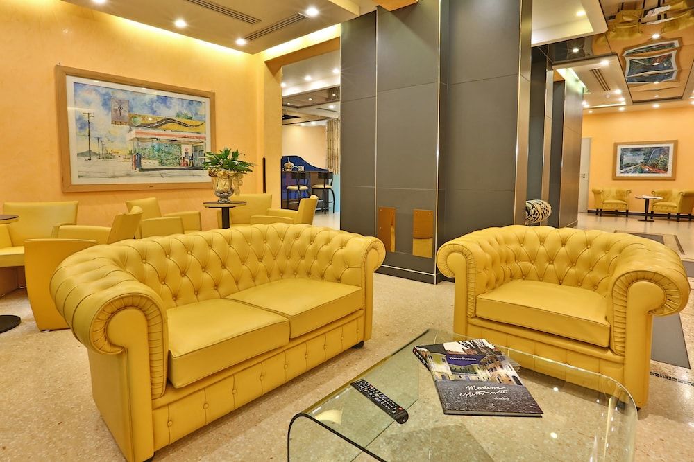 Central Park Hotel Modena 2 Central Park Hotel Modena 2