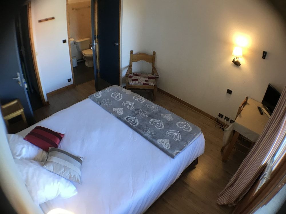 Chalet Hôtel L'Aigle Rouge 2