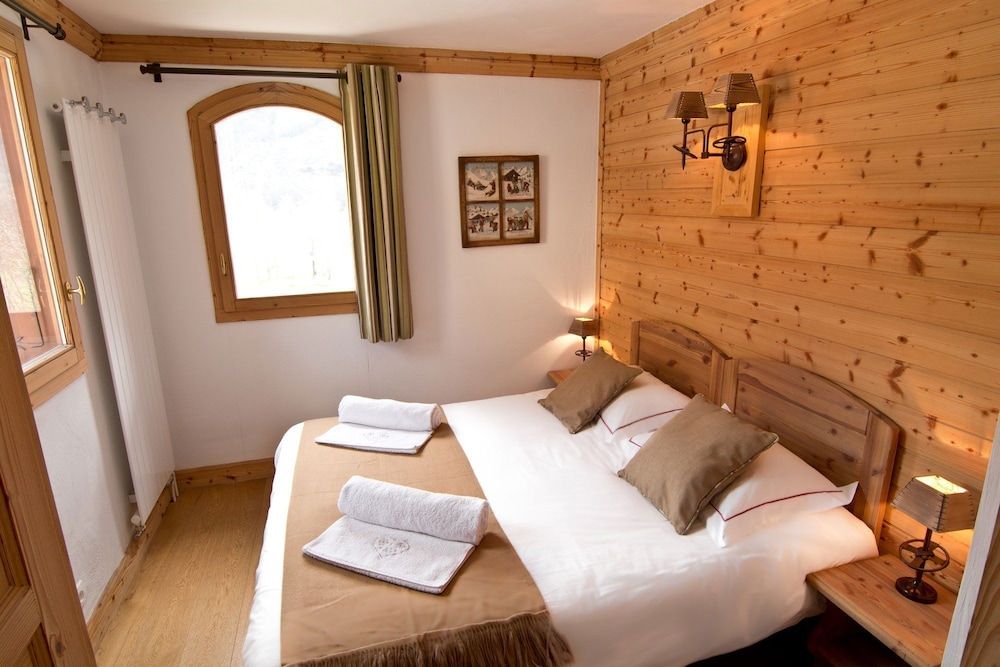 Chalet Saint Pères 2