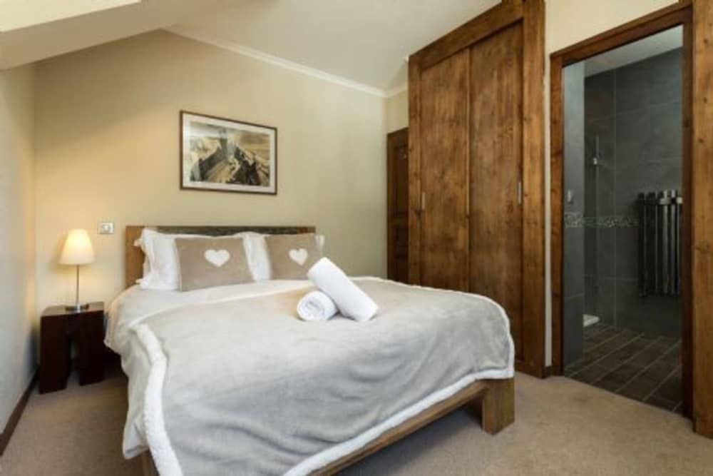 Chalet Villa Loppe 3