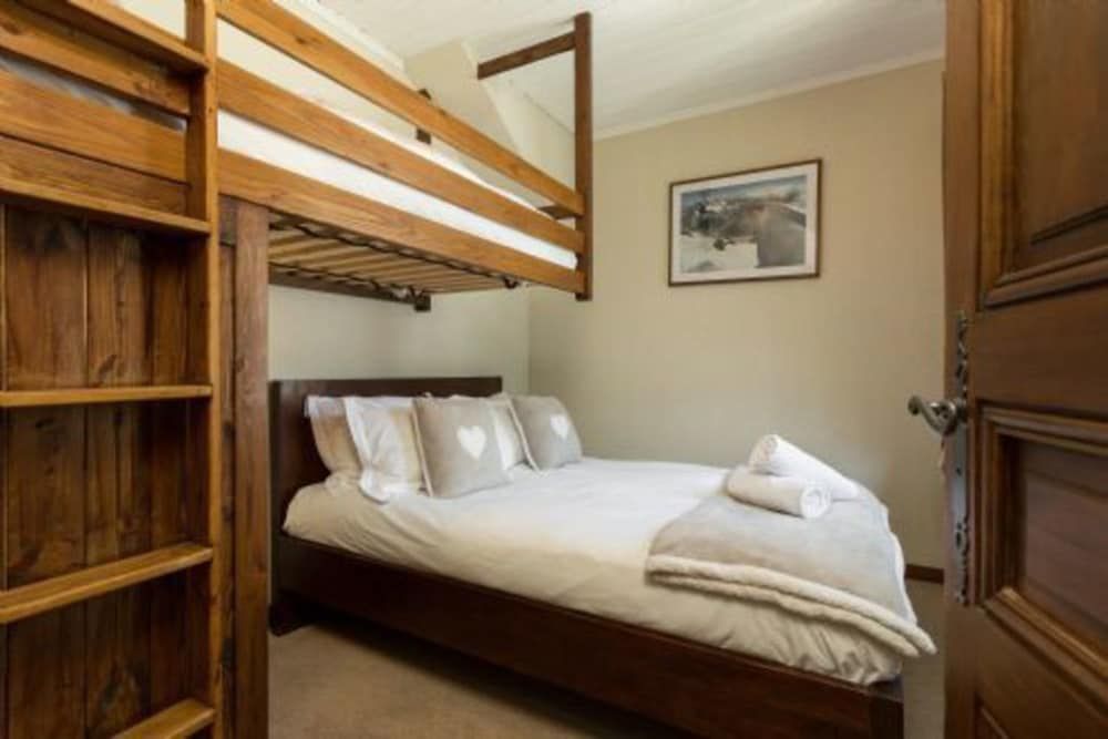 Chalet Villa Loppe 2