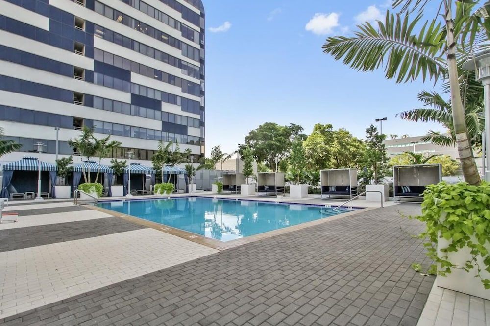 Charming 2BR in Coconut Grove by Sonder 1