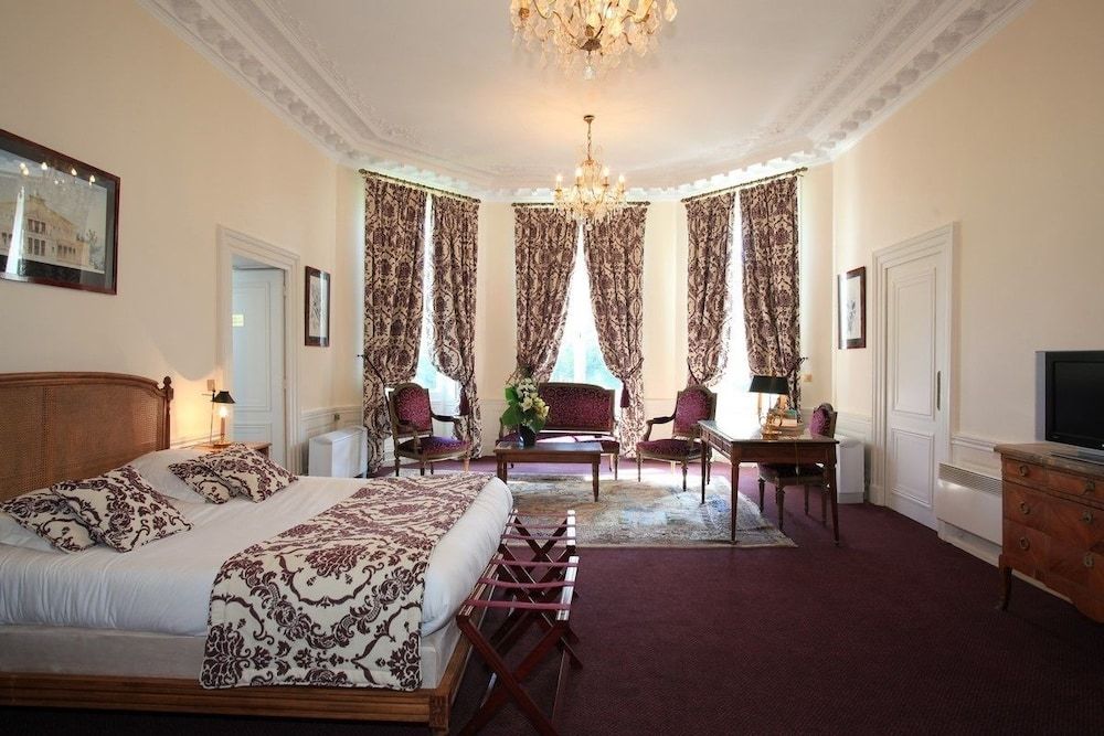 Chateau de la Motte Fenelon 3