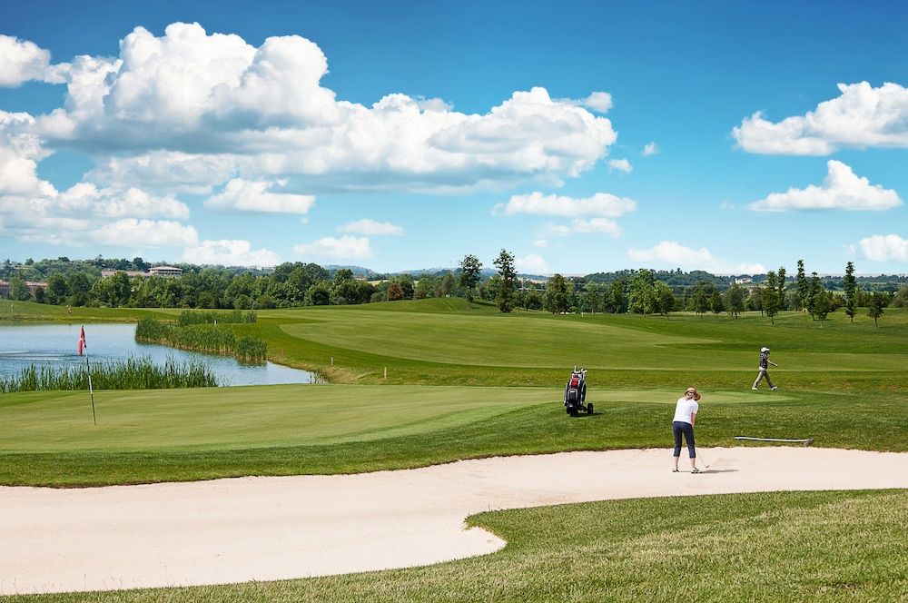 Chervò Golf Hotel Spa & Resort San Vigilio 4 estrelas em Pozzolengo