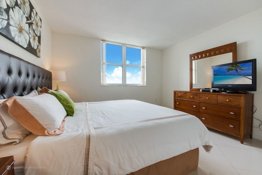 Churchill Suites Miami Brickell 3